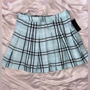 Light blue with black and white plaid high waisted pleated skirt